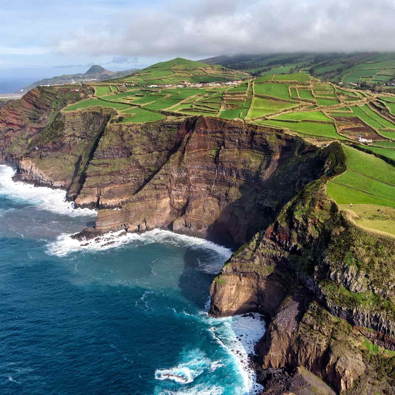 Portugal volta a ser o melhor destino europeu - World Travel Awards 2020 Europa Portugal Açores - NML Turismo - Consultoria e Marketing para o Turismo